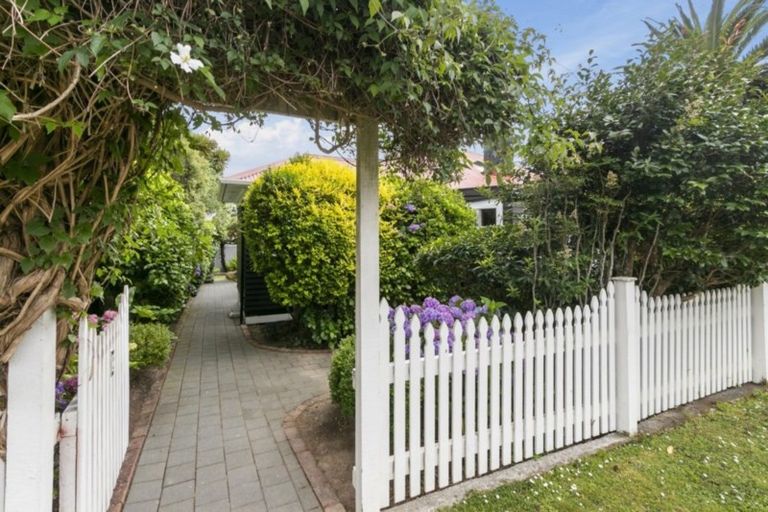 Photo of property in 2 Rowe Parade, Wainuiomata, Lower Hutt, 5014