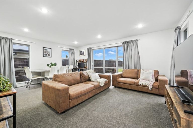 Photo of property in 8 Helmore Street, Rangiora, 7400