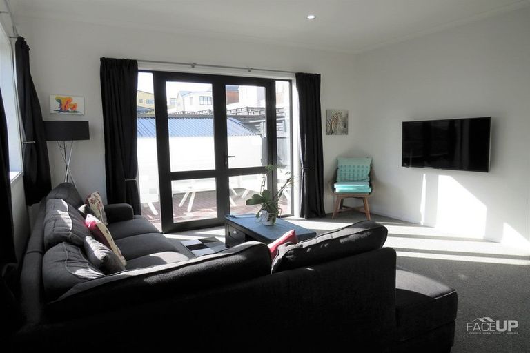 Photo of property in 3 Flounder Road, Hobsonville, Auckland, 0616