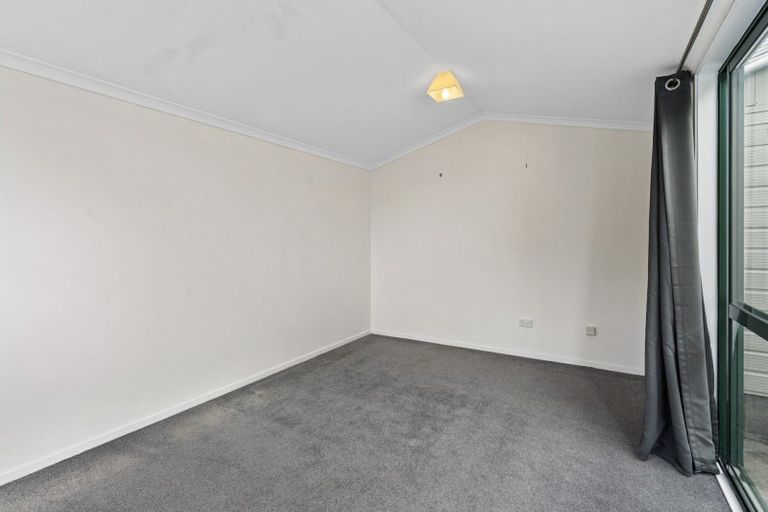 Photo of property in 51 Lyn Street, Lynmouth, New Plymouth, 4310