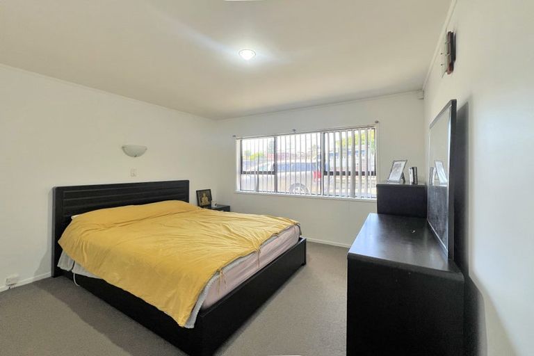 Photo of property in 34b Orams Road, Hillpark, Auckland, 2102