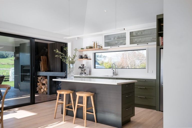 Photo of property in 205 Aspin Road, Cambridge, 3496