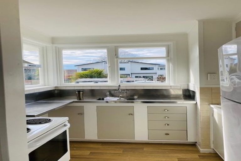 Photo of property in 42 Hansons Lane, Upper Riccarton, Christchurch, 8041