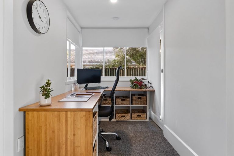 Photo of property in 44 Coopers Road, Dallington, Christchurch, 8061