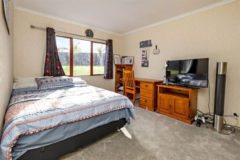 Photo of property in 73 Rathmar Drive, Manurewa, Auckland, 2105