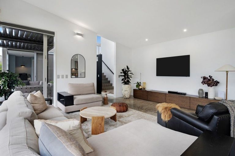 Photo of property in 426 Whitford Road, Whitford, Howick, 2571