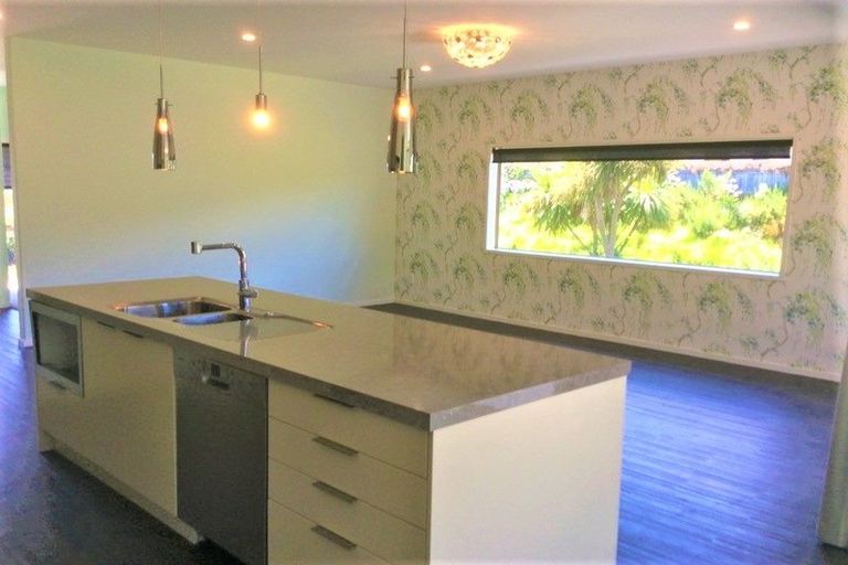 Photo of property in 19 Glencarron Place, Bethlehem, Tauranga, 3110