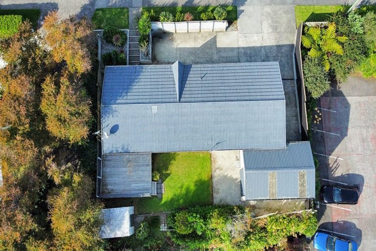 Photo of property in 194 Mangorei Road, Merrilands, New Plymouth, 4312