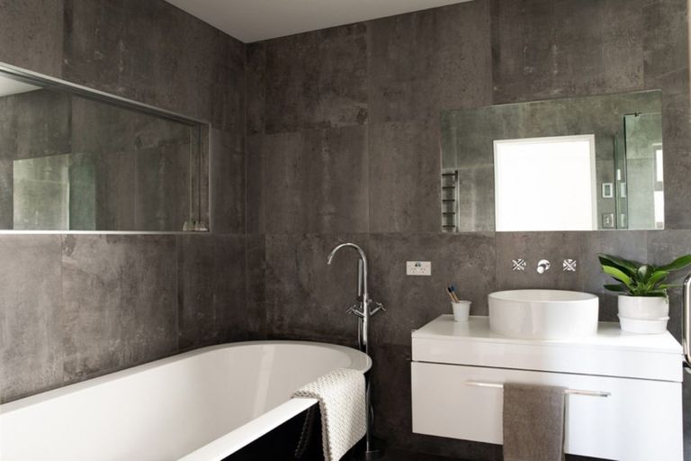 Photo of property in 4/28 Ambler Avenue, Glen Eden, Auckland, 0602