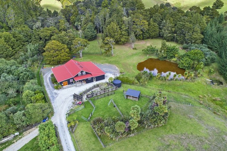 Photo of property in 67 Kaitara Lane, Kaiwaka, 0573