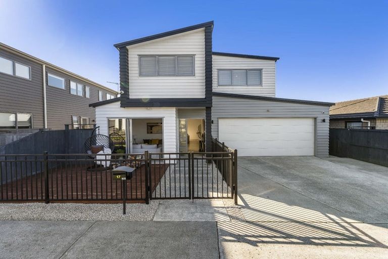 Photo of property in 17 Exmoor Road, Karaka, Papakura, 2113