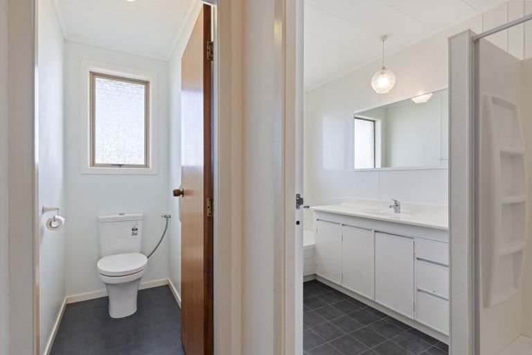 Photo of property in 68 Fernleigh Street, Frankleigh Park, New Plymouth, 4310