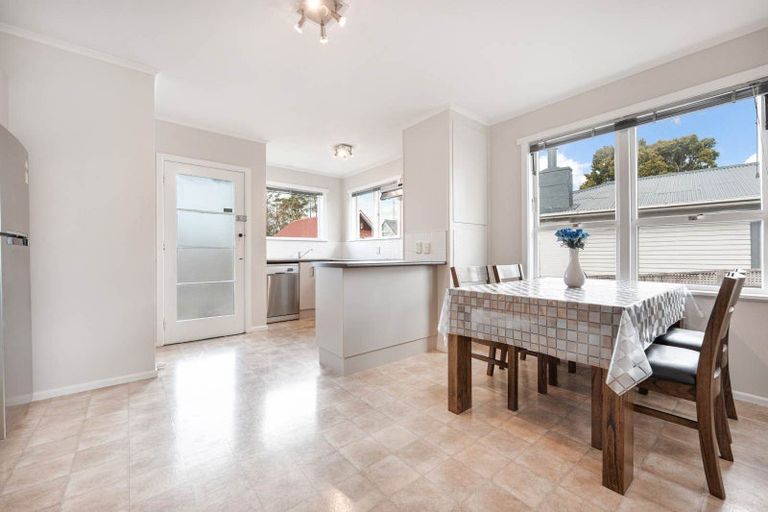 Photo of property in 53 Union Road, Howick, Auckland, 2014