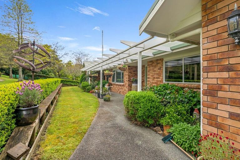 Photo of property in 11 Te Pahi River Drive, Paparoa, Maungaturoto, 0583