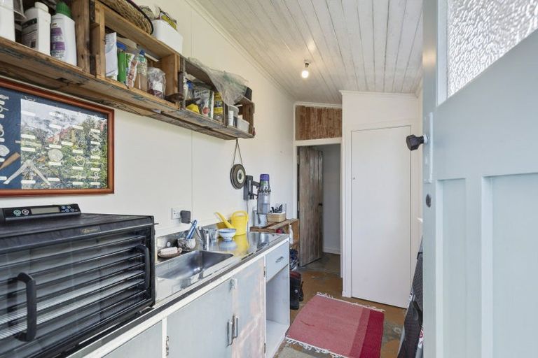 Photo of property in 5 Harris Street, Waitara, 4320