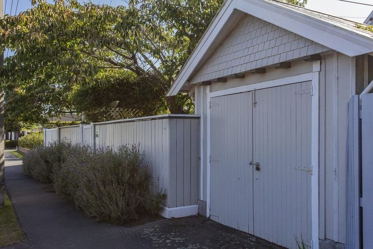 Photo of property in 33 Mays Road, St Albans, Christchurch, 8052