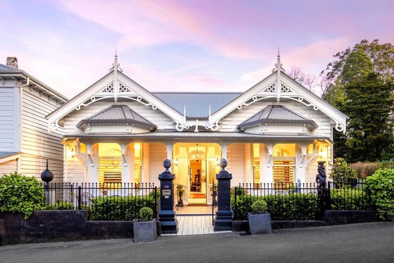 Photo of property in 28 Nile Street, Nelson, 7010