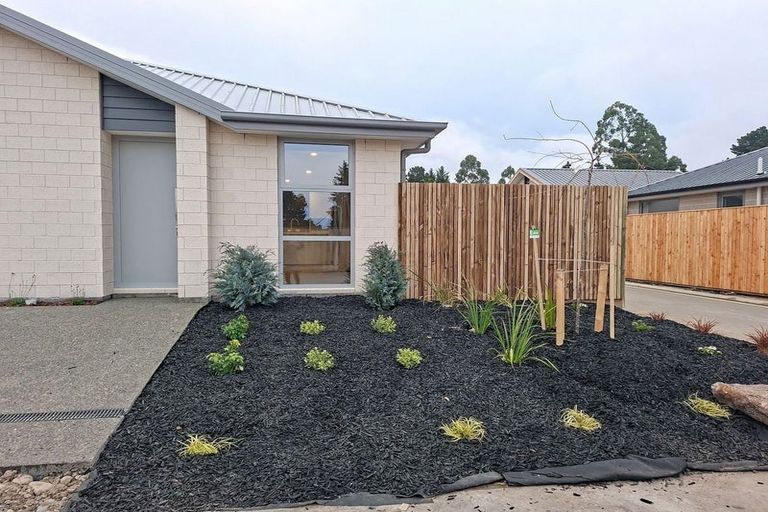 Photo of property in 25 Ella Street, Rolleston, 7614