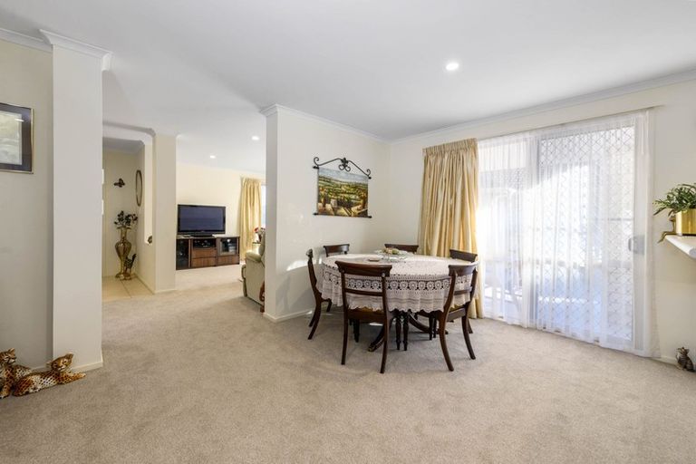 Photo of property in 30 Kinder Place, Ngongotaha, Rotorua, 3010