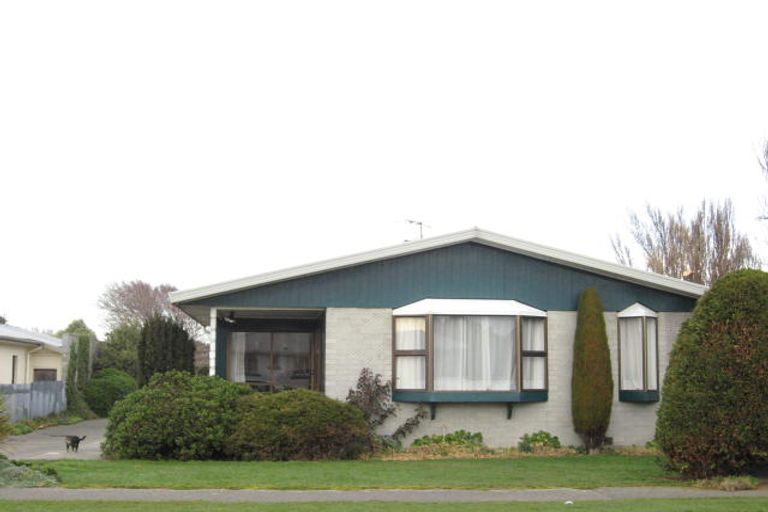 Photo of property in 63 Jenkin Street, Strathern, Invercargill, 9812