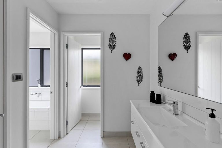 Photo of property in 7 Pebble Brook Road, Waitoki, Silverdale, 0994