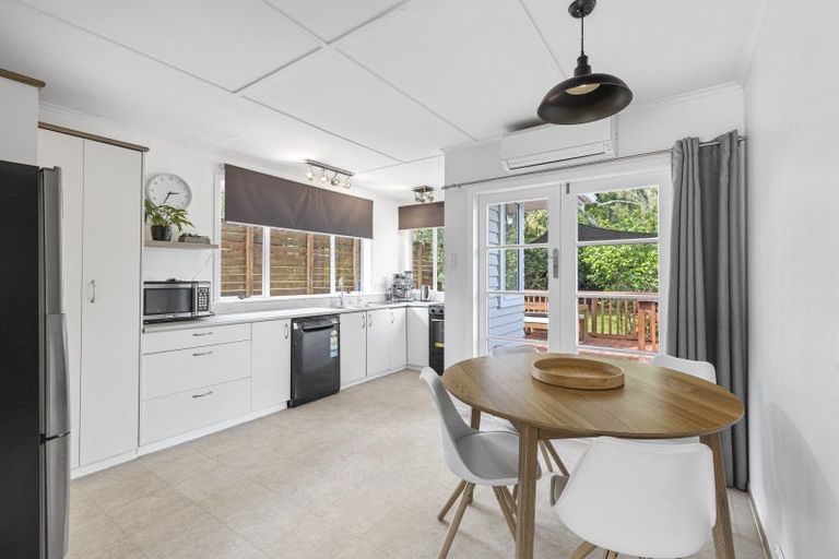 Photo of property in 186b Huatoki Street, Upper Vogeltown, New Plymouth, 4310