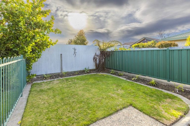 Photo of property in 7 Avon Terrace, Taradale, Napier, 4112