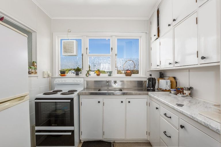 Photo of property in 78-80 Hereford Street, Cannons Creek, Porirua, 5024