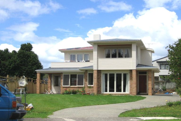 Photo of property in 19 Rambler Crescent, Beach Haven, Auckland, 0626