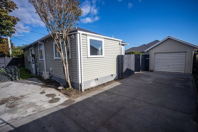 Photo of property in 14 Saint Martins Road, Saint Martins, Christchurch, 8022