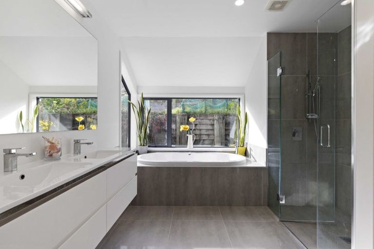 Photo of property in 2428 Hunua Road, Hunua, Papakura, 2583