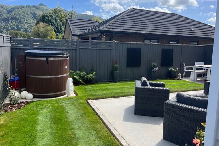 Photo of property in 9 Ashington Road, Silverstream, Upper Hutt, 5019