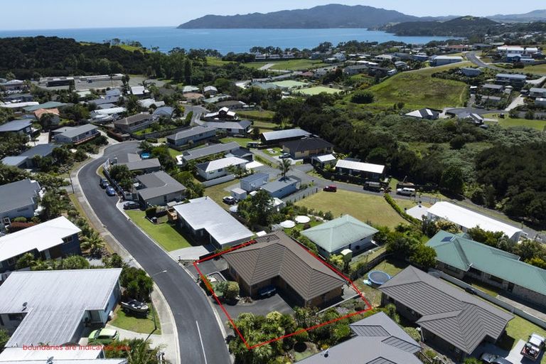 Photo of property in 4 Protea Drive, Cable Bay, 0420