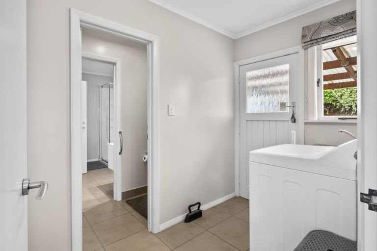 Photo of property in 1574 State Highway 3, Awahuri, Palmerston North, 4476