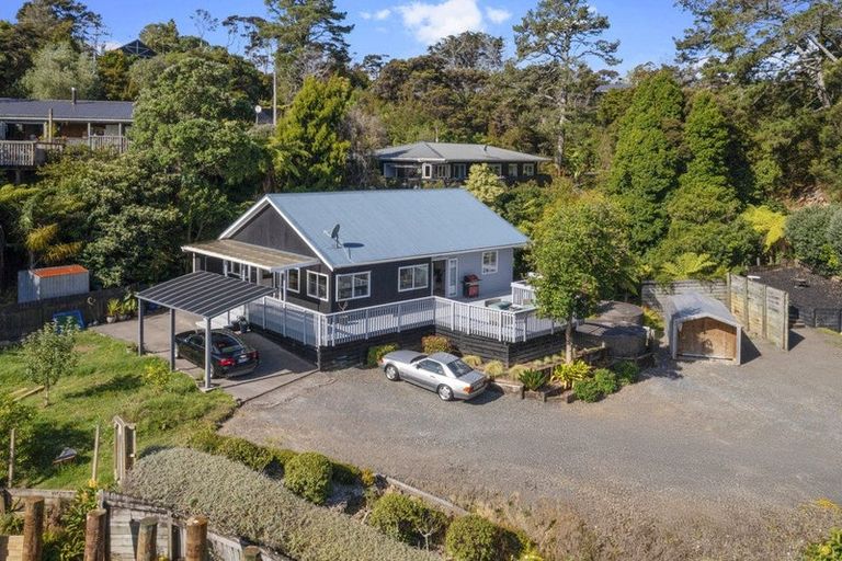 Photo of property in 132 Attwood Road, Paremoremo, Auckland, 0632
