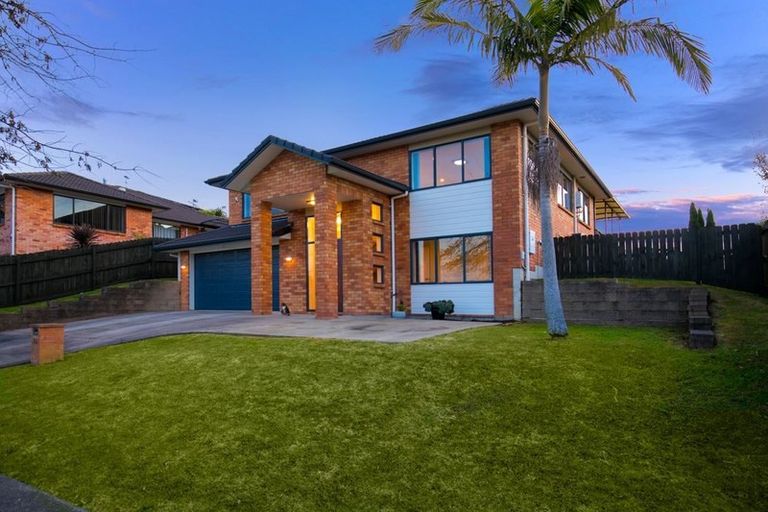 Photo of property in 36 Sapperton Drive, Henderson, Auckland, 0612