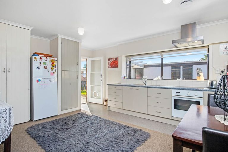 Photo of property in 102a George Street, Tuakau, 2121