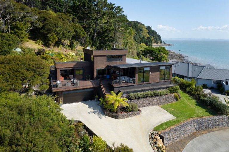 Photo of property in 8 Ngarimu Heights Row, Ngarimu Bay, Thames, 3575