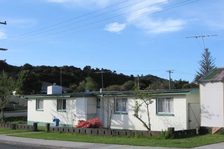 Photo of property in 4a Sussex Street, Picton, 7220