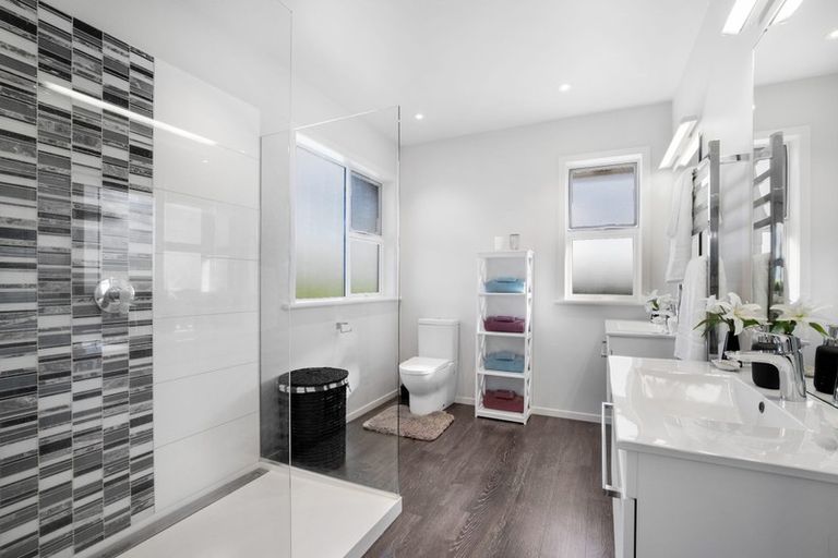 Photo of property in 129 Ostrich Farm Road, Pukekohe, 2676