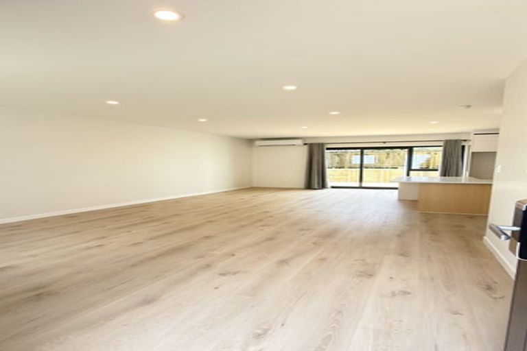 Photo of property in 9d Mander Place, Bucklands Beach, Auckland, 2012