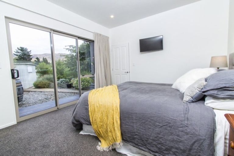 Photo of property in 8 Short Street, Bannockburn, Cromwell, 9384