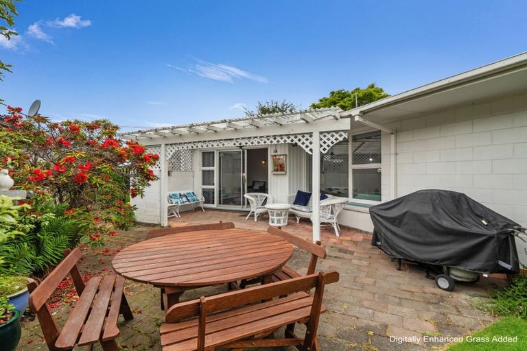 Photo of property in 35 Teesdale Street, Burnside, Christchurch, 8053
