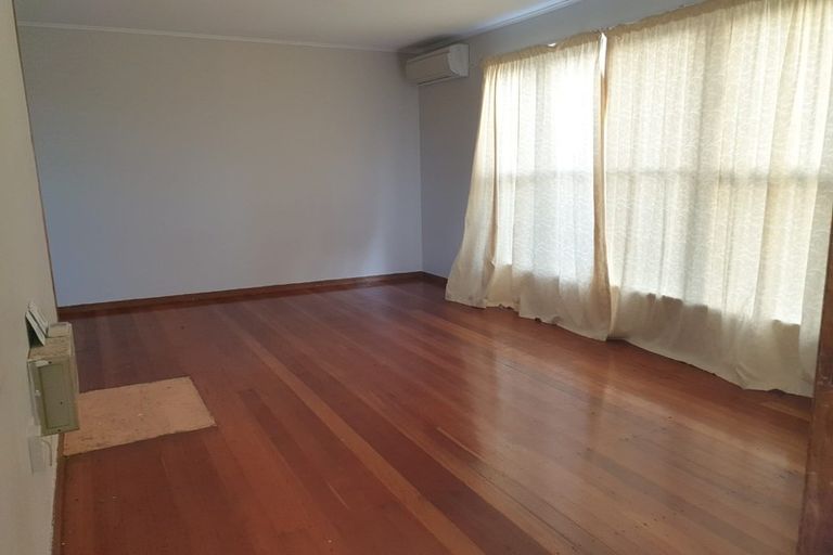 Photo of property in 33-35 Gear Terrace, Ranui, Porirua, 5024