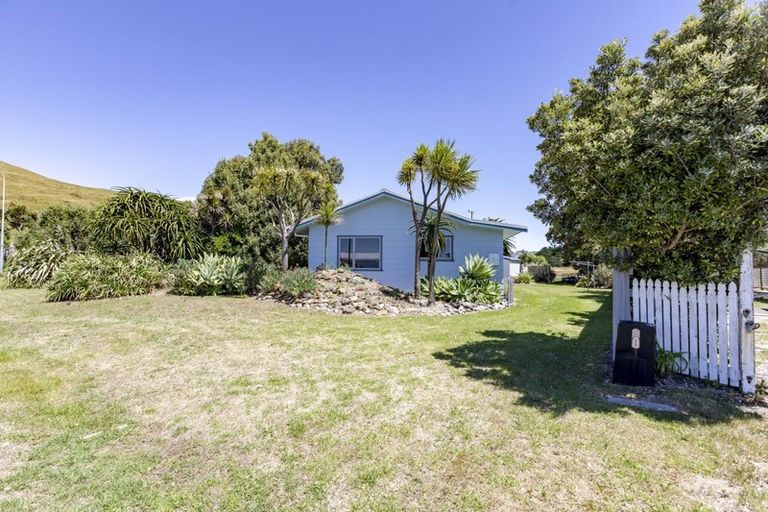 Photo of property in 9 Te Paerahi Road, Porangahau, 4293