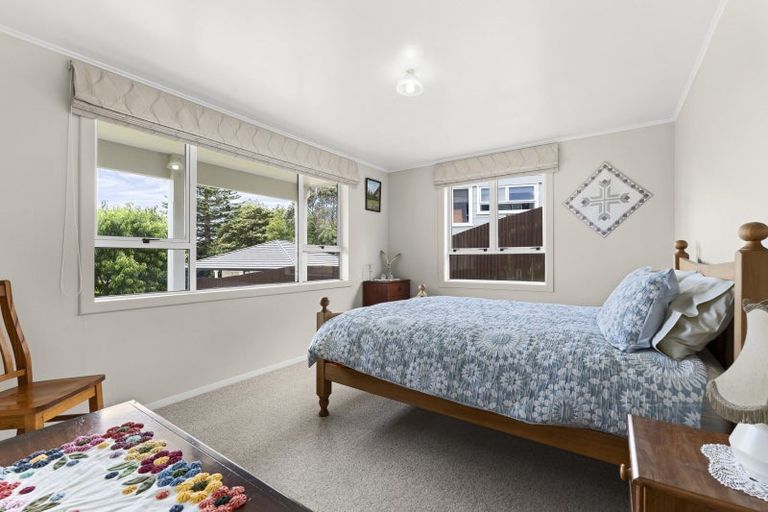 Photo of property in 4b Clerke Place, Marfell, New Plymouth, 4310