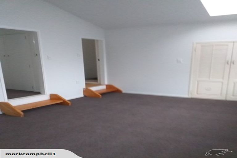 Photo of property in 1 Marnane Terrace, St Andrews, Hamilton, 3200