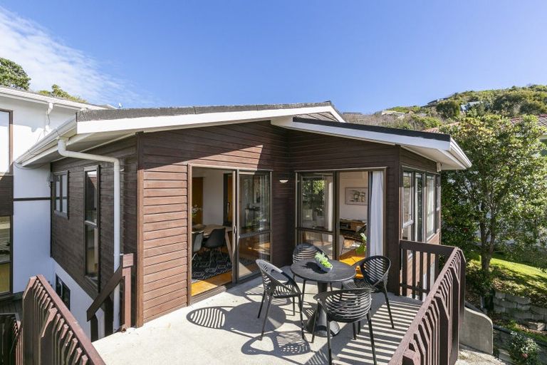 Photo of property in 7 Saint Aidans Way, Tawa, Wellington, 5028