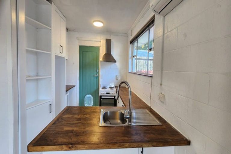 Photo of property in 58 Russley Road, Russley, Christchurch, 8042