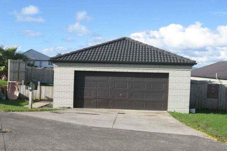 Photo of property in 15 Senator Drive, Manurewa, Auckland, 2105